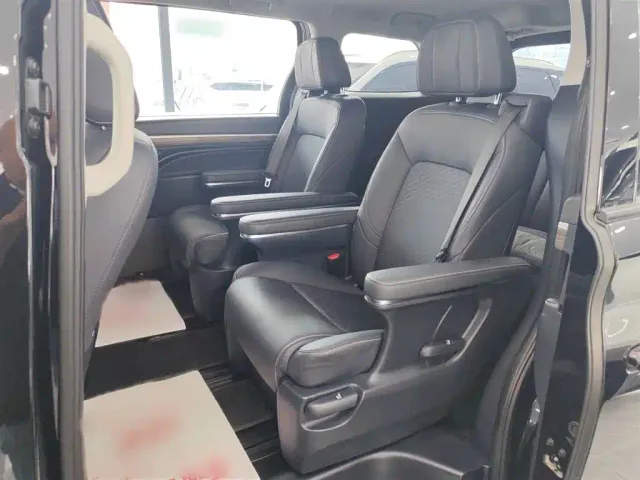 GAC Trumpchi M8 — Фото автомобиля 9