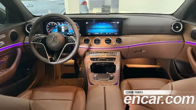 Mercedes-Benz E-Class — Фото автомобиля 7