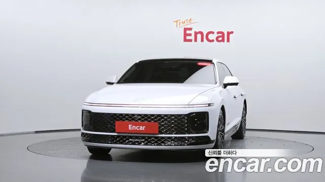 Hyundai Grandeur GN7 — Фото автомобиля 3