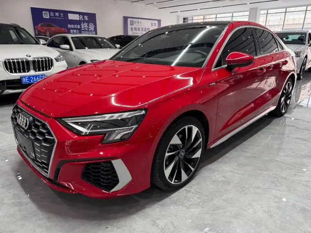Фотография автомобиля — Audi A3