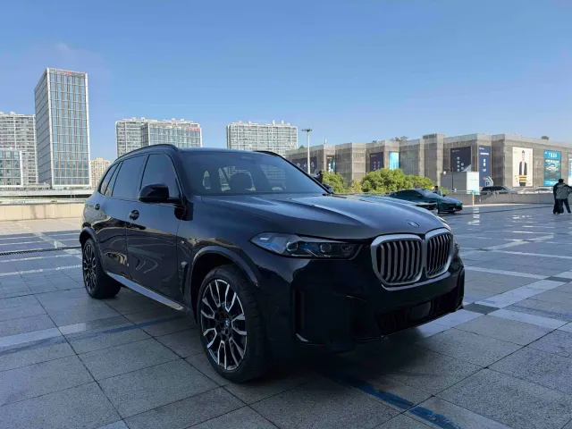 BMW X5 — Фото автомобиля 3