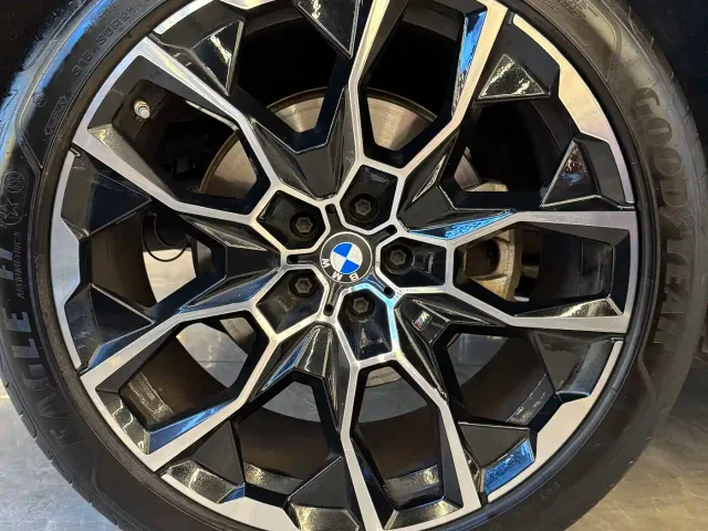 BMW X5 — Фото автомобиля 6