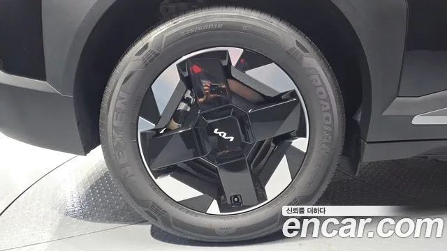Kia EV5 — Фото автомобиля 5