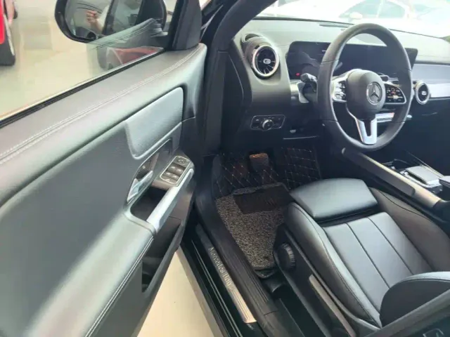 Mercedes-Benz GLB-Class — Фото автомобиля 15