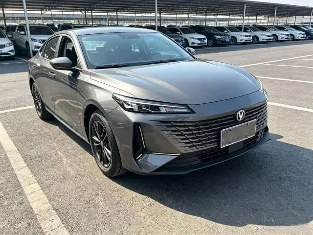 Changan Lamore — Фото автомобиля 3
