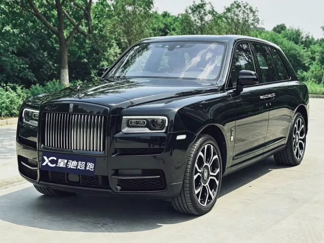 Фотография автомобиля — Rolls-Royce Cullinan