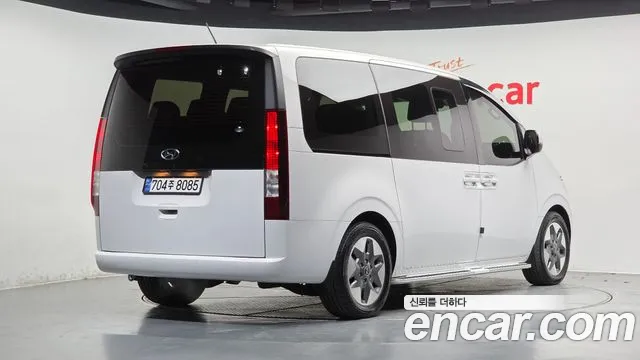Hyundai Staria — Фото автомобиля 2
