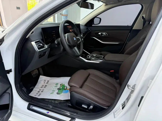 BMW 3 Series — Фото автомобиля 7