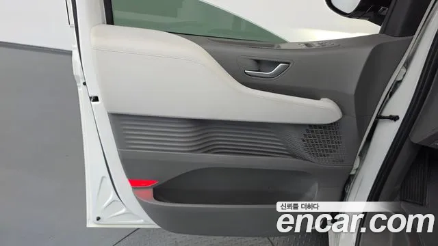 Hyundai Staria — Фото автомобиля 14