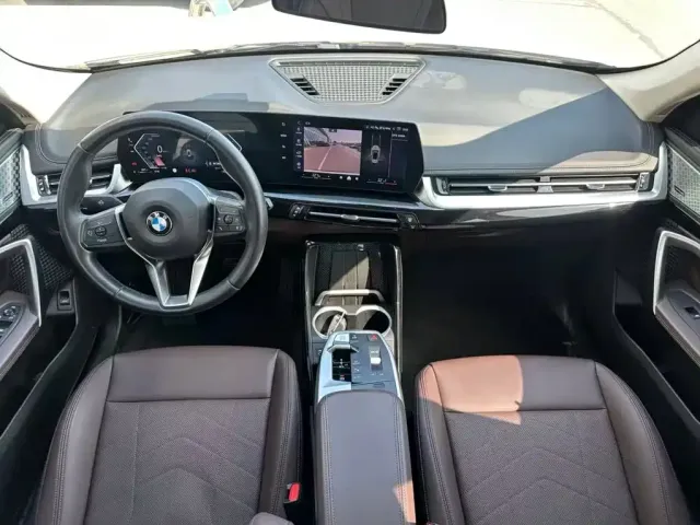 BMW X1 — Фото автомобиля 12