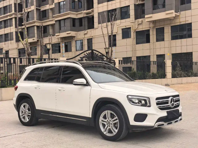 Mercedes-Benz GLB-Class — Фото автомобиля 3