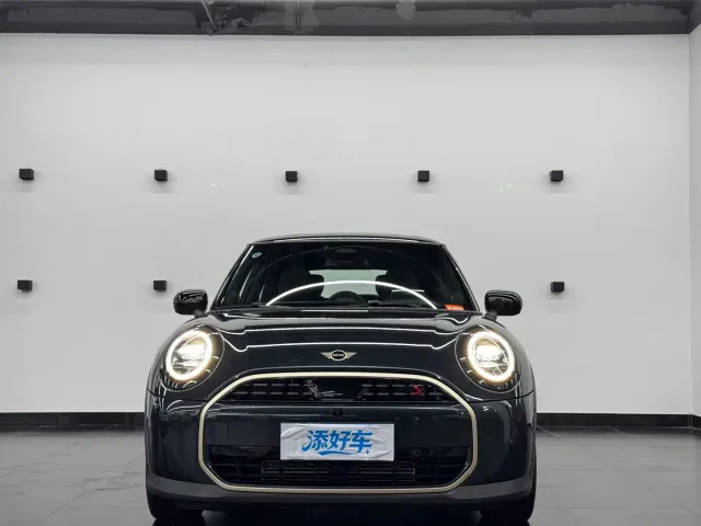 MINI Hatch — Фото автомобиля 2