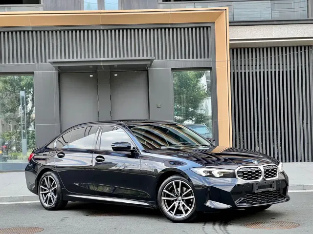 BMW 3 Series — Фото автомобиля 3