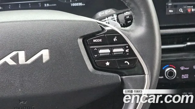 Kia Niro New — Фото автомобиля 23
