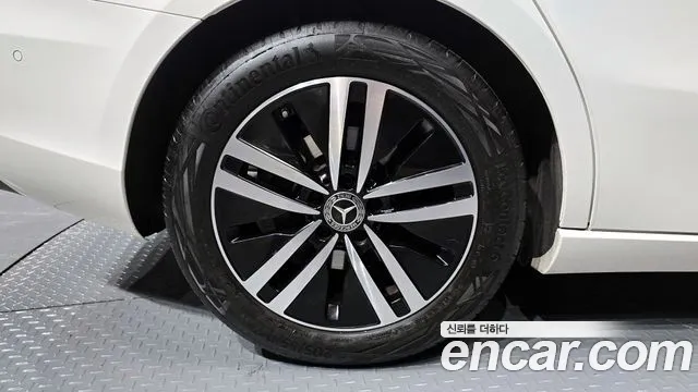 Mercedes-Benz A-Class — Фото автомобиля 5