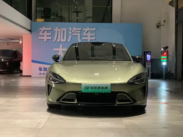 Xiaomi SU7 — Фото автомобиля 2