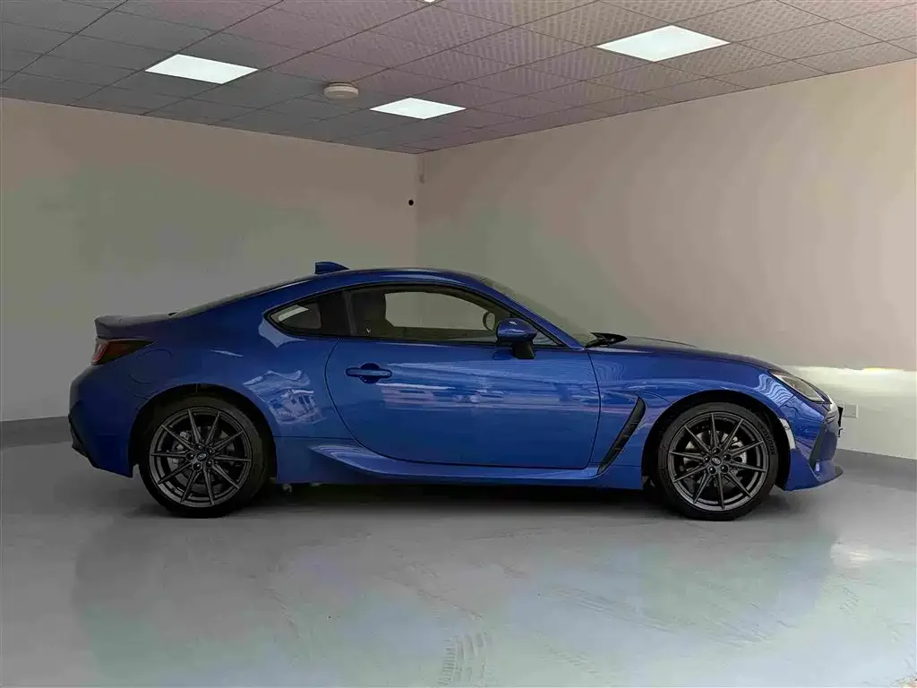 Subaru Subaru BRZ 2022 2.4L Manual — Фото автомобиля 3