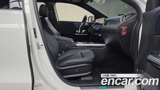Mercedes-Benz EQA — Фото автомобиля 25