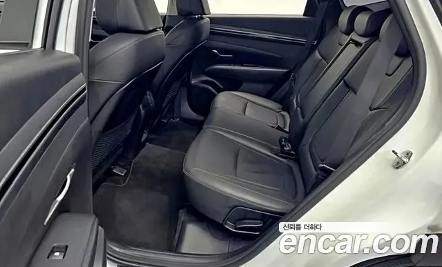 Hyundai Tucson Tucson (NX4) Бензин 1.6 турбо 2WD — Фото автомобиля 11