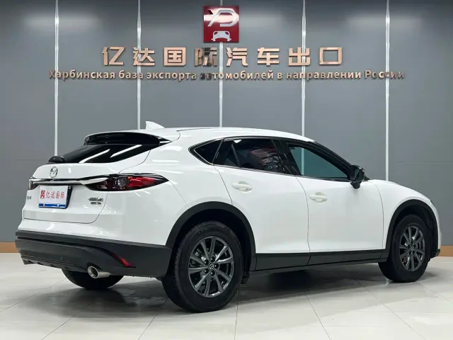 Mazda CX-4 — Фото автомобиля 5