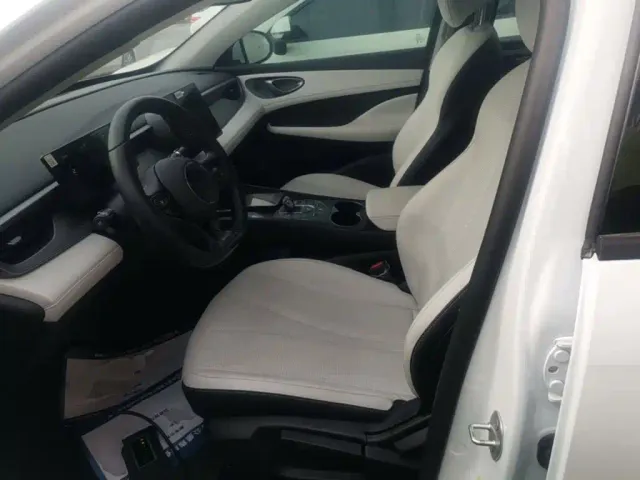BYD Seal 05 DM-i — Фото автомобиля 14