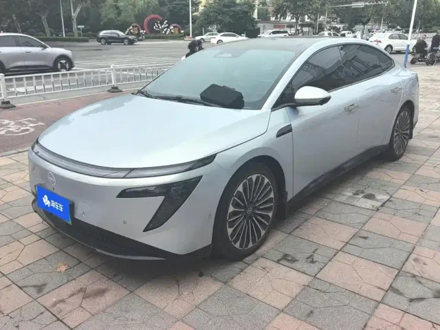 Фотография автомобиля — Nissan N7