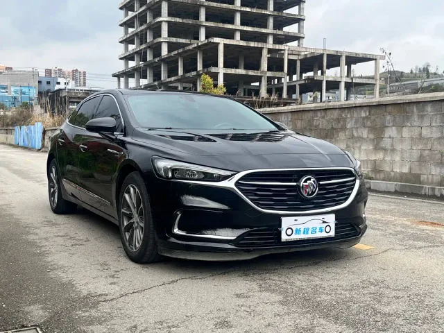 Buick LaCrosse — Фото автомобиля 3