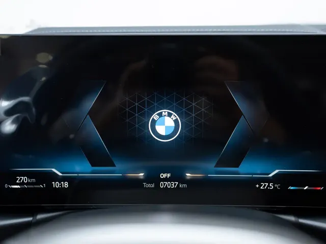 BMW 3 Series — Фото автомобиля 14