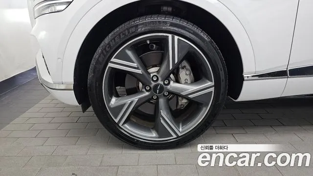 Genesis GV80 — Фото автомобиля 5