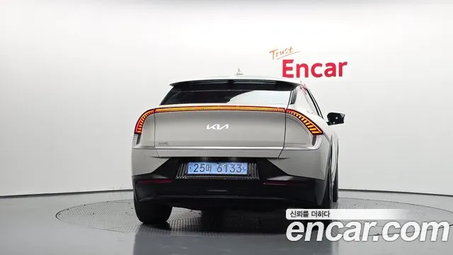 Kia EV6 — Фото автомобиля 4