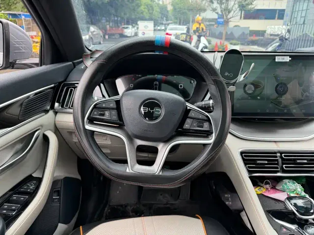 BYD Song PLUS — Фото автомобиля 14