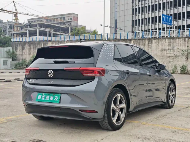 Volkswagen ID.3 — Фото автомобиля 6