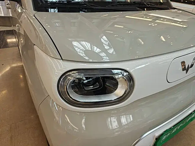 Wuling Hongguang Mini EV — Фото автомобиля 8