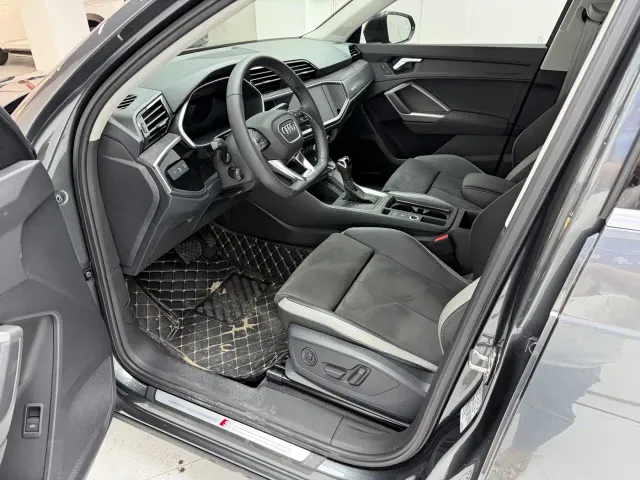 Audi Q3 — Фото автомобиля 14