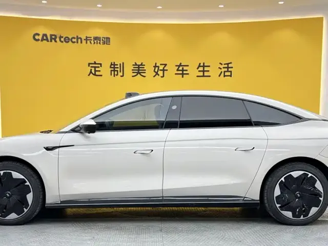 IM Motors L7 — Фото автомобиля 5