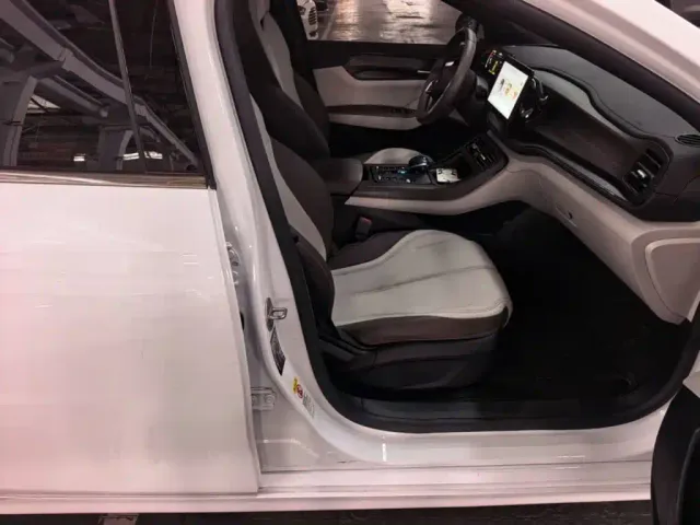 BYD Qin PLUS — Фото автомобиля 24
