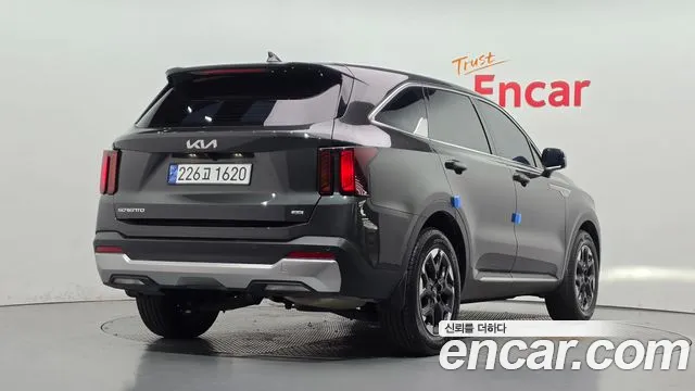 Kia Sorento — Фото автомобиля 2