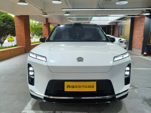 Nio ES8 — Фото автомобиля 7