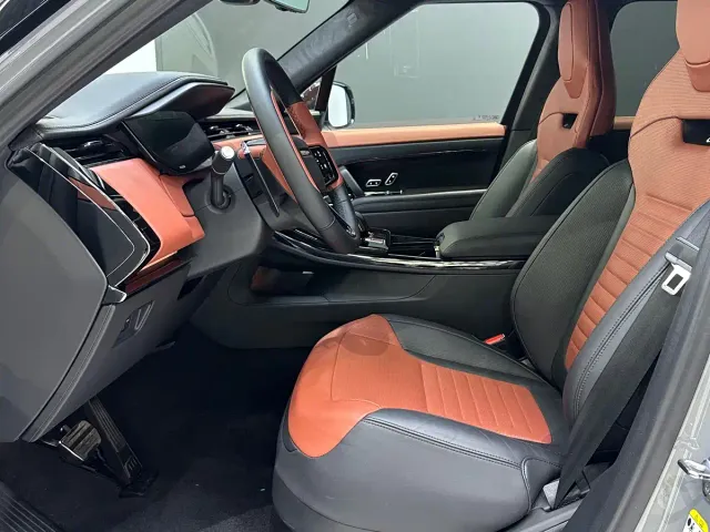 Land Rover Range Rover Sport — Фото автомобиля 11
