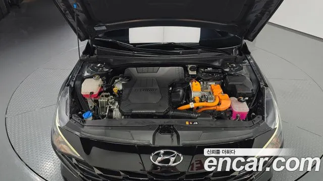Hyundai Avante CN7 — Фото автомобиля 9