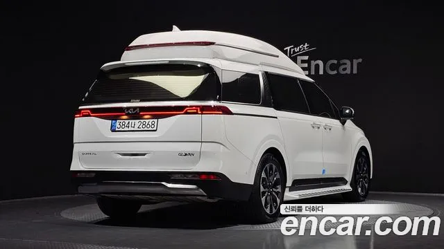 Kia Carnival 4th Gen — Фото автомобиля 2