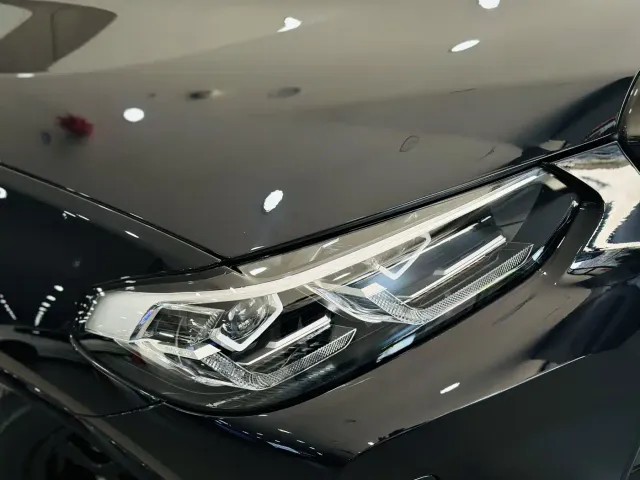 BMW iX3 — Фото автомобиля 11