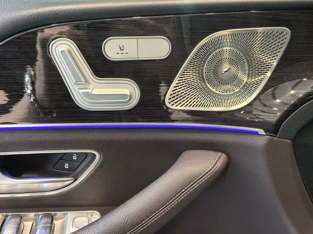 Mercedes-Benz GLE-Class — Фото автомобиля 4