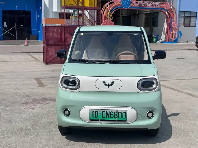 Wuling Hongguang Mini EV — Фото автомобиля 9
