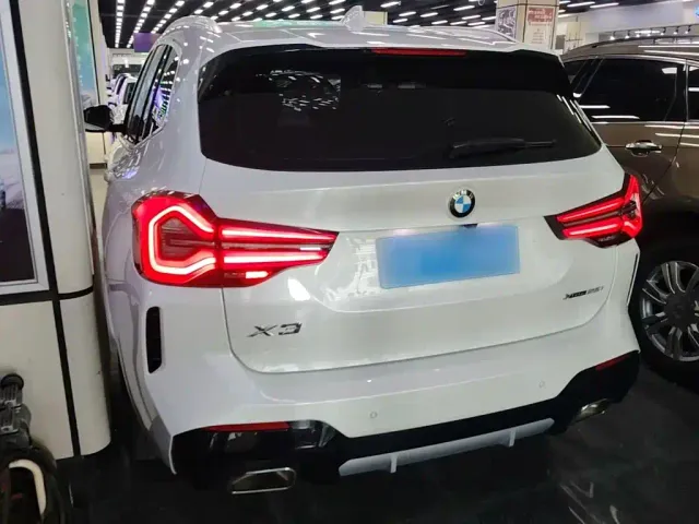 BMW X3 — Фото автомобиля 4