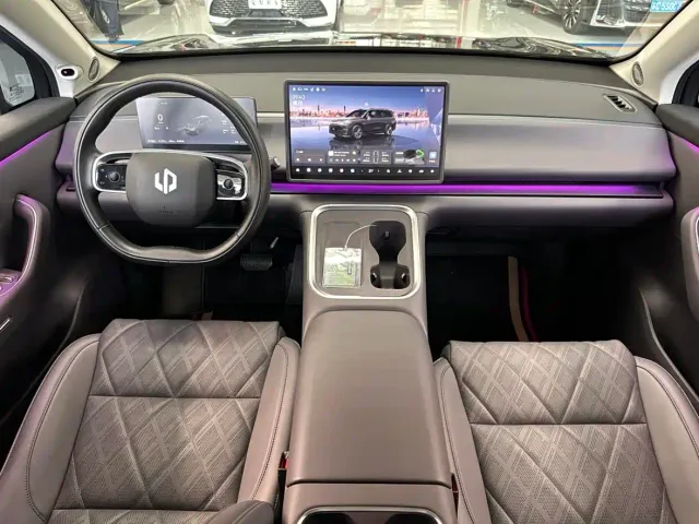 Leapmotor C16 — Фото автомобиля 12