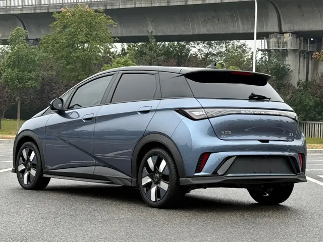 BYD Dolphin — Фото автомобиля 4