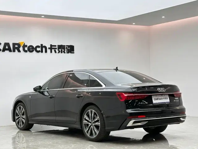 Audi A6L — Фото автомобиля 3