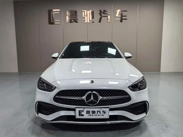 Mercedes-Benz C-Class — Фото автомобиля 2