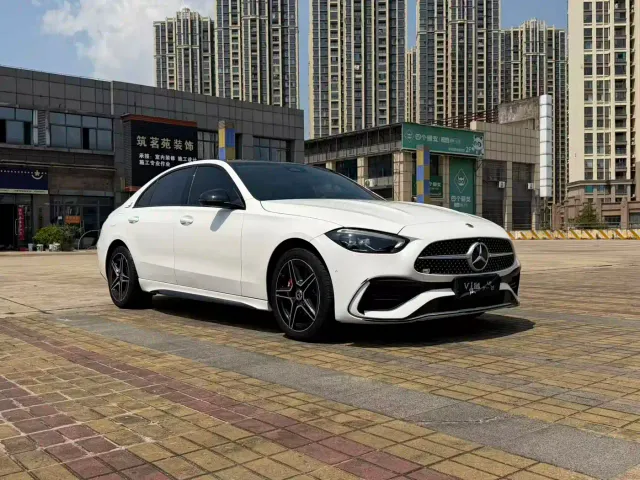 Mercedes-Benz C-Class — Фото автомобиля 2